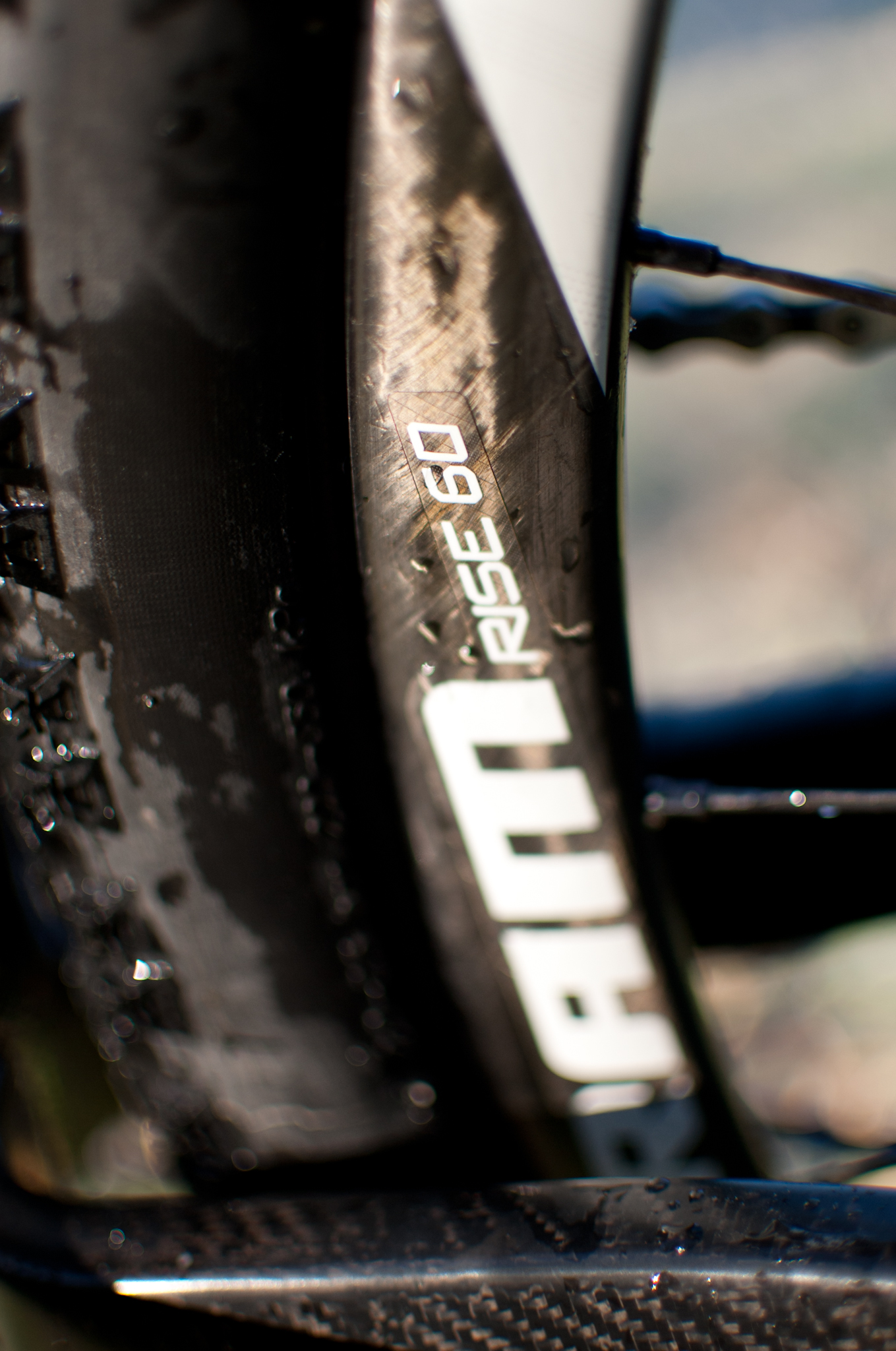 SRAM Rise 60