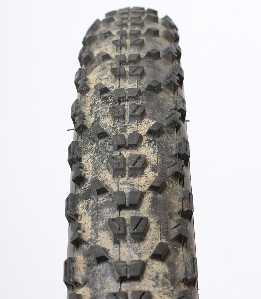 S*3様 Maxxis Ardent 26 2.4 (マキシス アーデント) 2 Amazon | MAXXIS(マキシス) Ardent アーデント 26×2.25 フォルダ