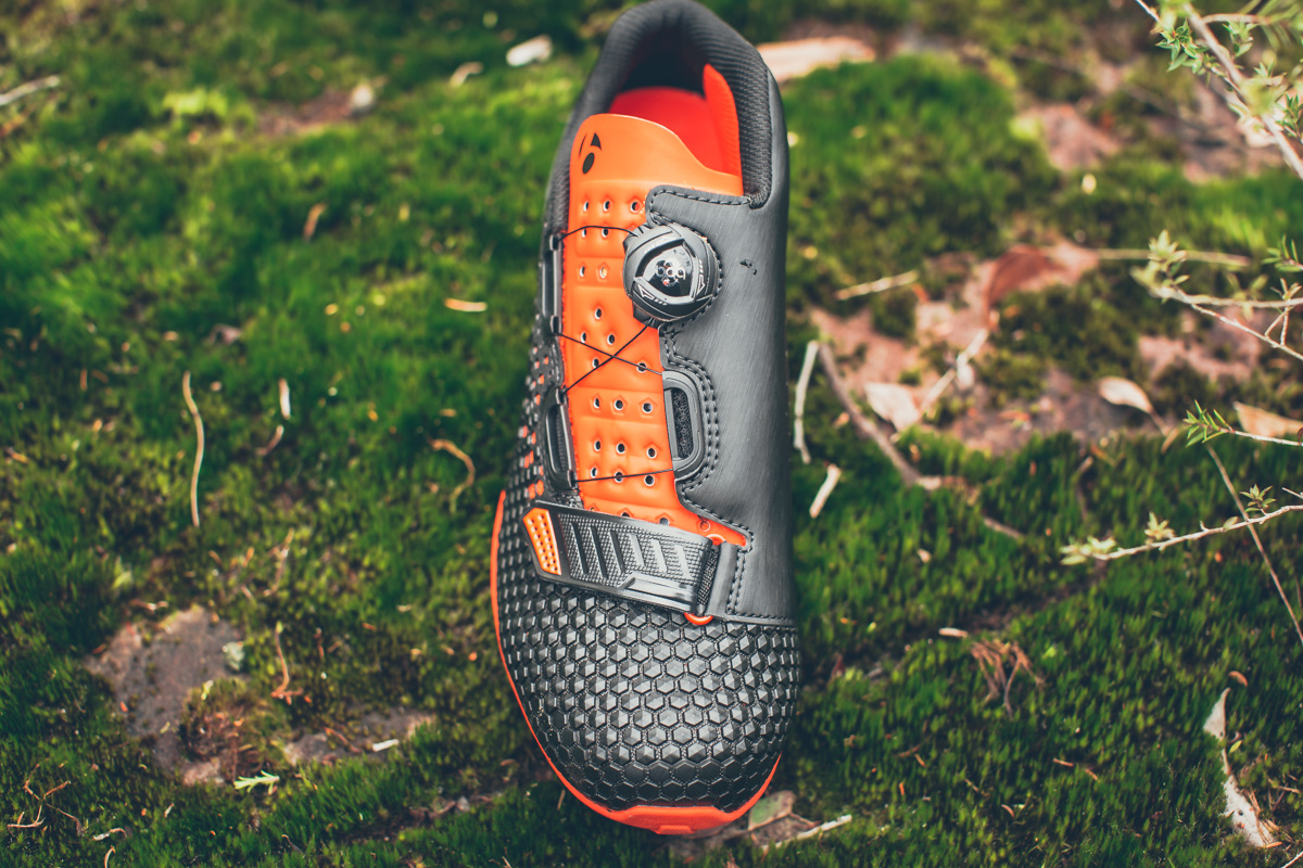 Bontrager Superfly シューズ レッド サイズ41 Bontrager Circuit Road Cycling Shoe - Summit Bicycles