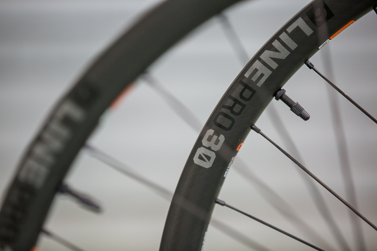 TRUVATIV formosa バー& BONTRAGER LINE PRO TRUVATIV formosa バー& BONTRAGER LINE PRO TRUVATIV formosa