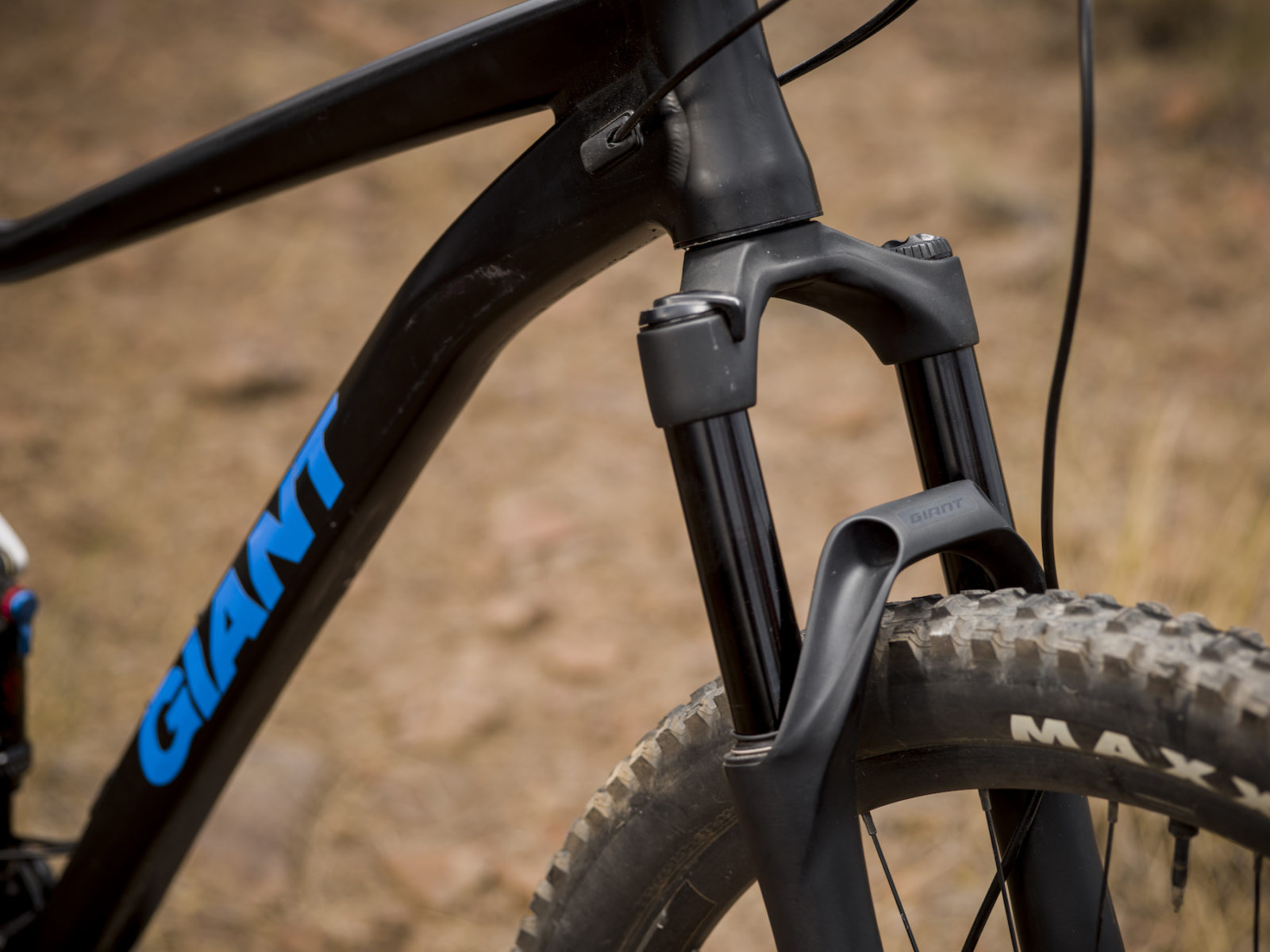 Giant Introduces A Brand New Suspension Fork Called The Crest 34