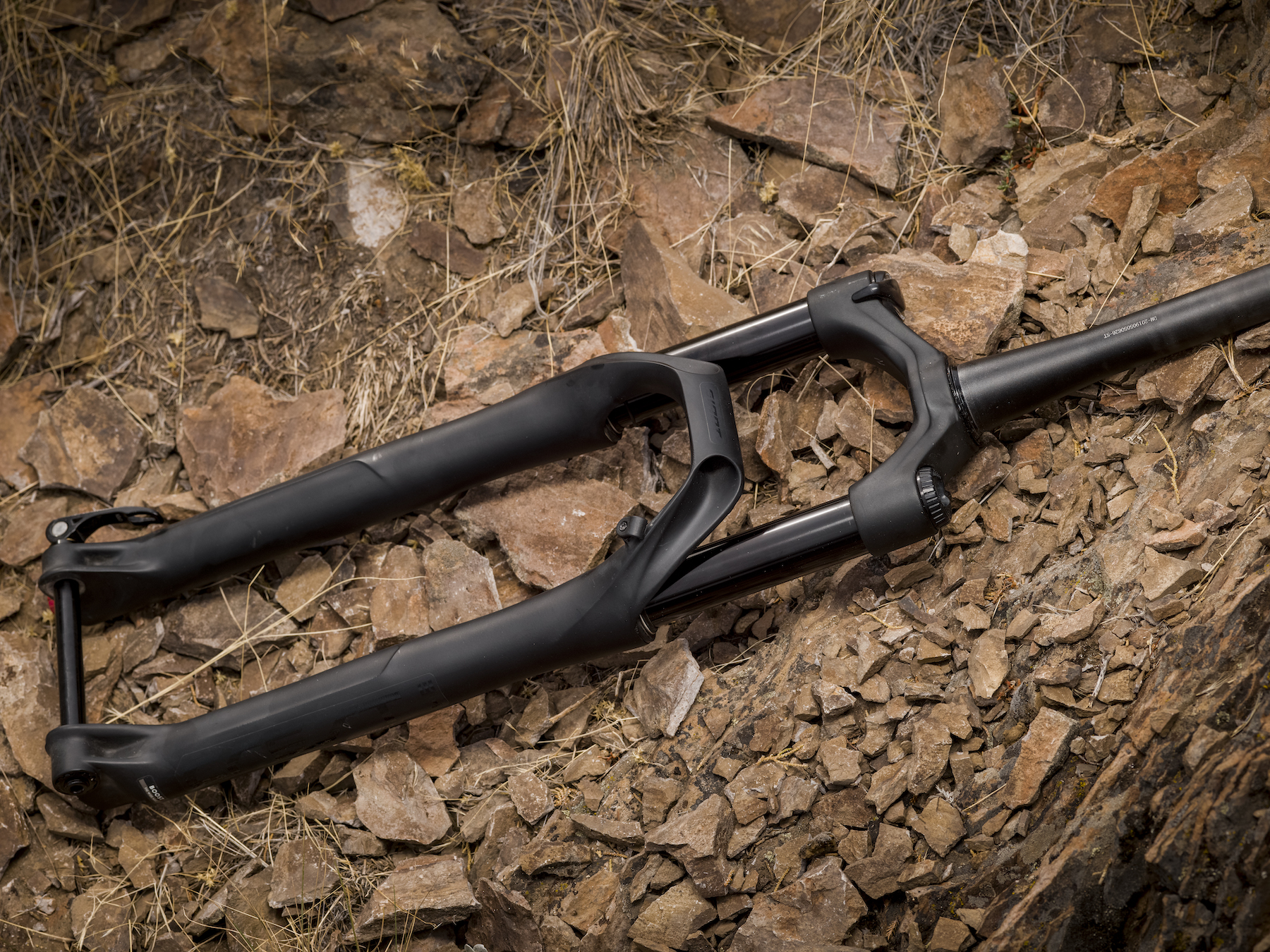 Giant Introduces A Brand New Suspension Fork Called The Crest 34