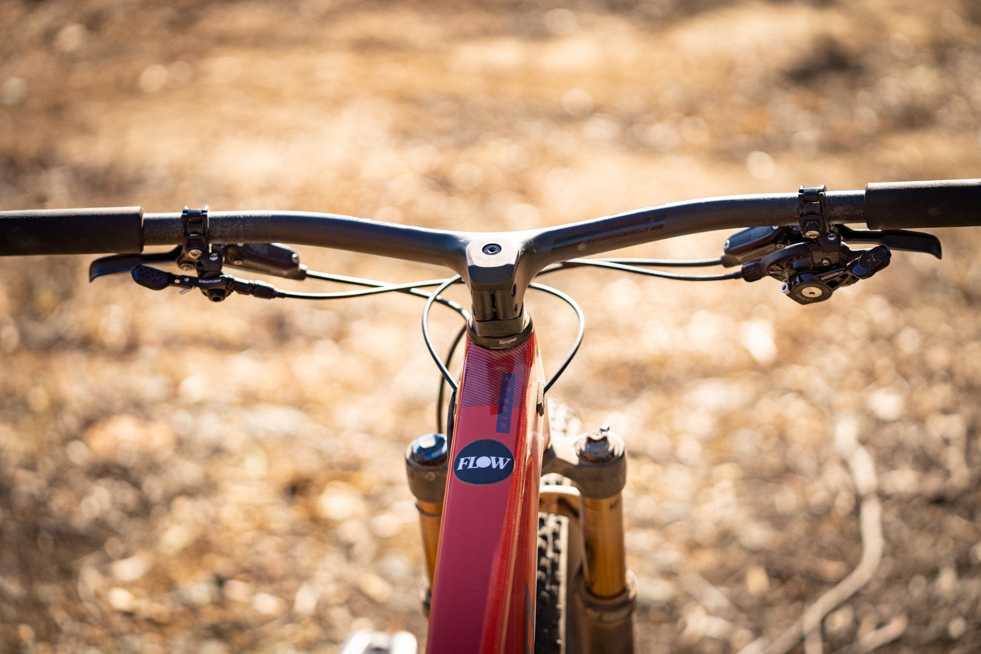 Review | The Syncros Fraser iC SL Is An Ultra-Light Carbon Bar & Stem