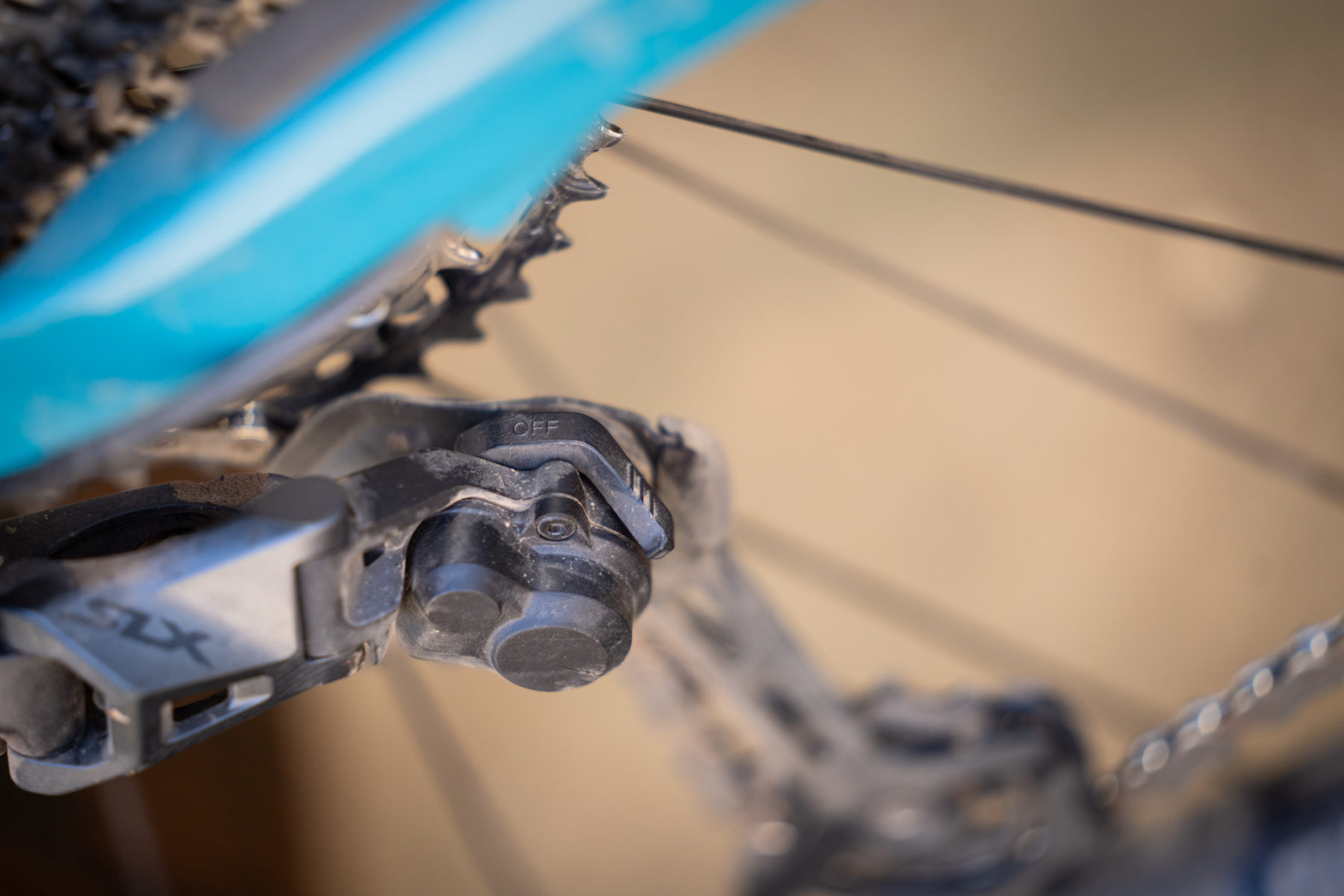 shimano slx m7100 derailleur clutch