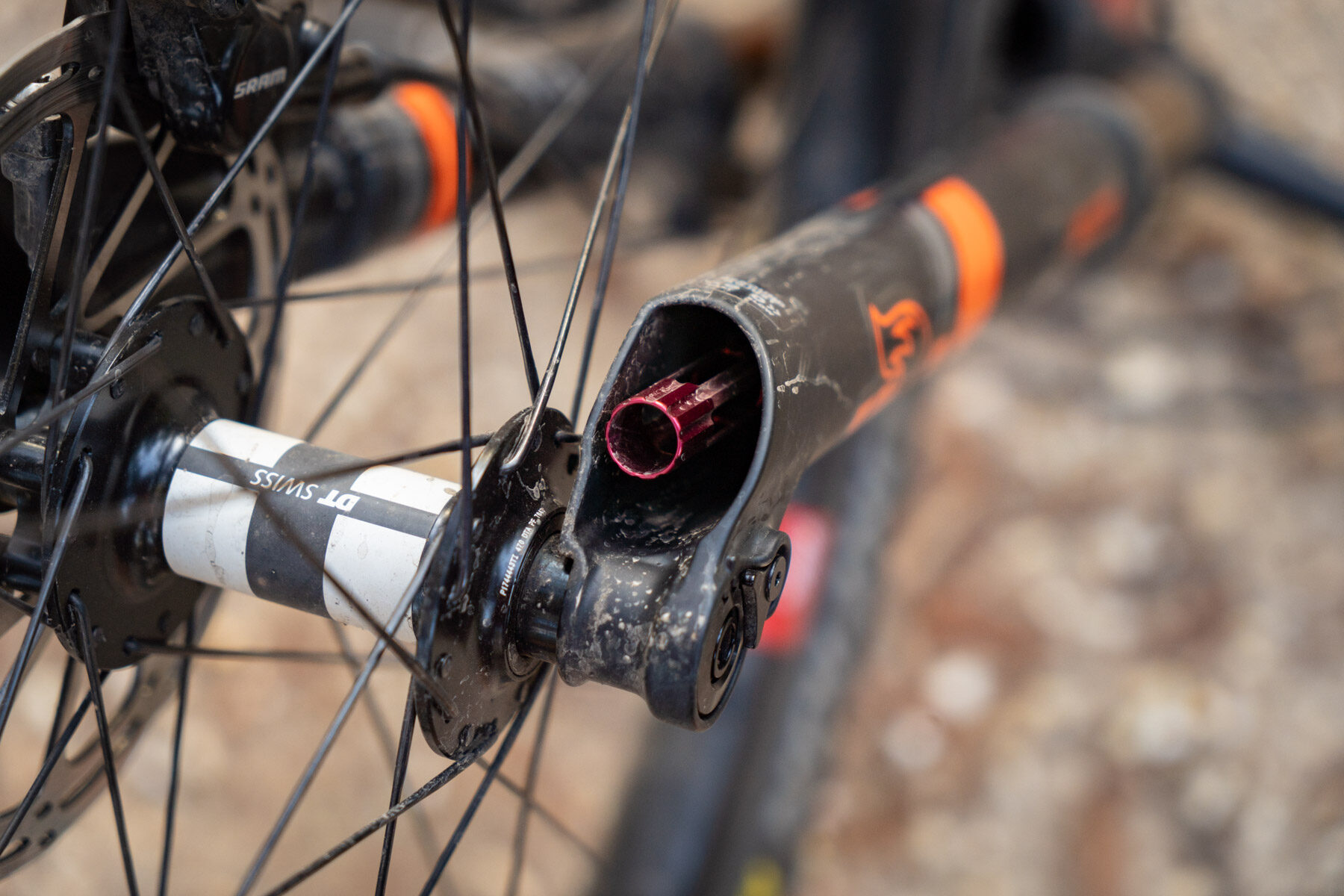 Fourche Fox Factory 32 Float Stepcast FIT4 - 100mm - 29 Pouces - Occasion (démontée De Vélo Neuf)