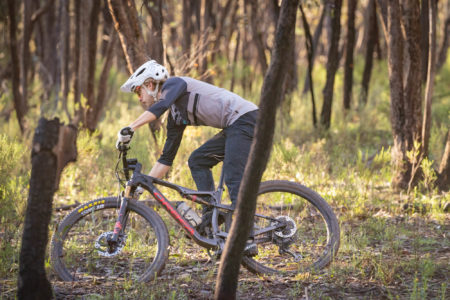 【新品未使用】Odlo WINDPROOF オドロアイオロス Orbea Oiz Review | The 2021 Oiz is a race bike with an ace up its