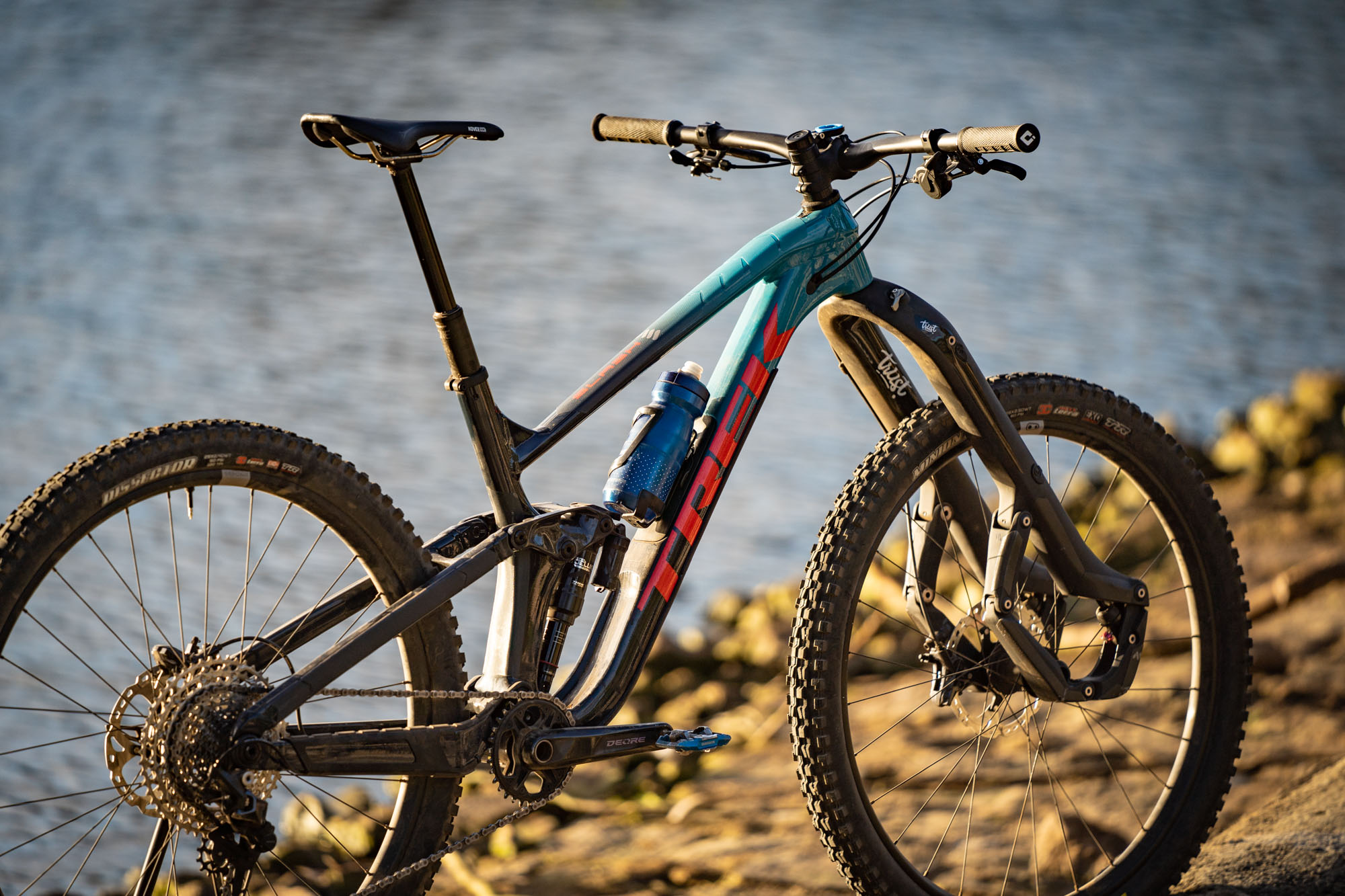 2021 Trek Slash 8 Bike - Reviews, Comparisons, Specs - Bikes