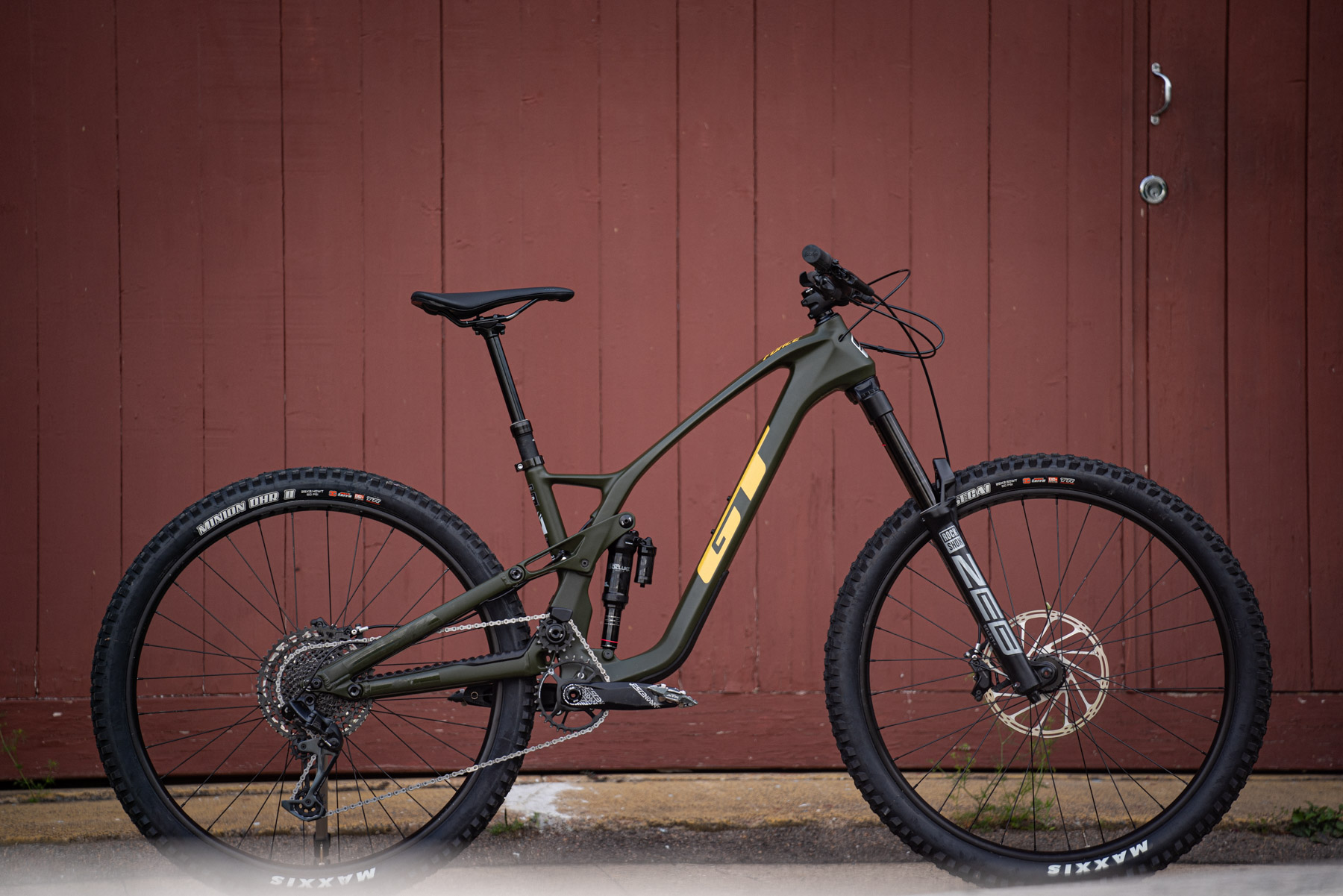 GT force carbon pro Sサイズ GT Force Carbon Pro LE Enduro Bike – GT Bicycles