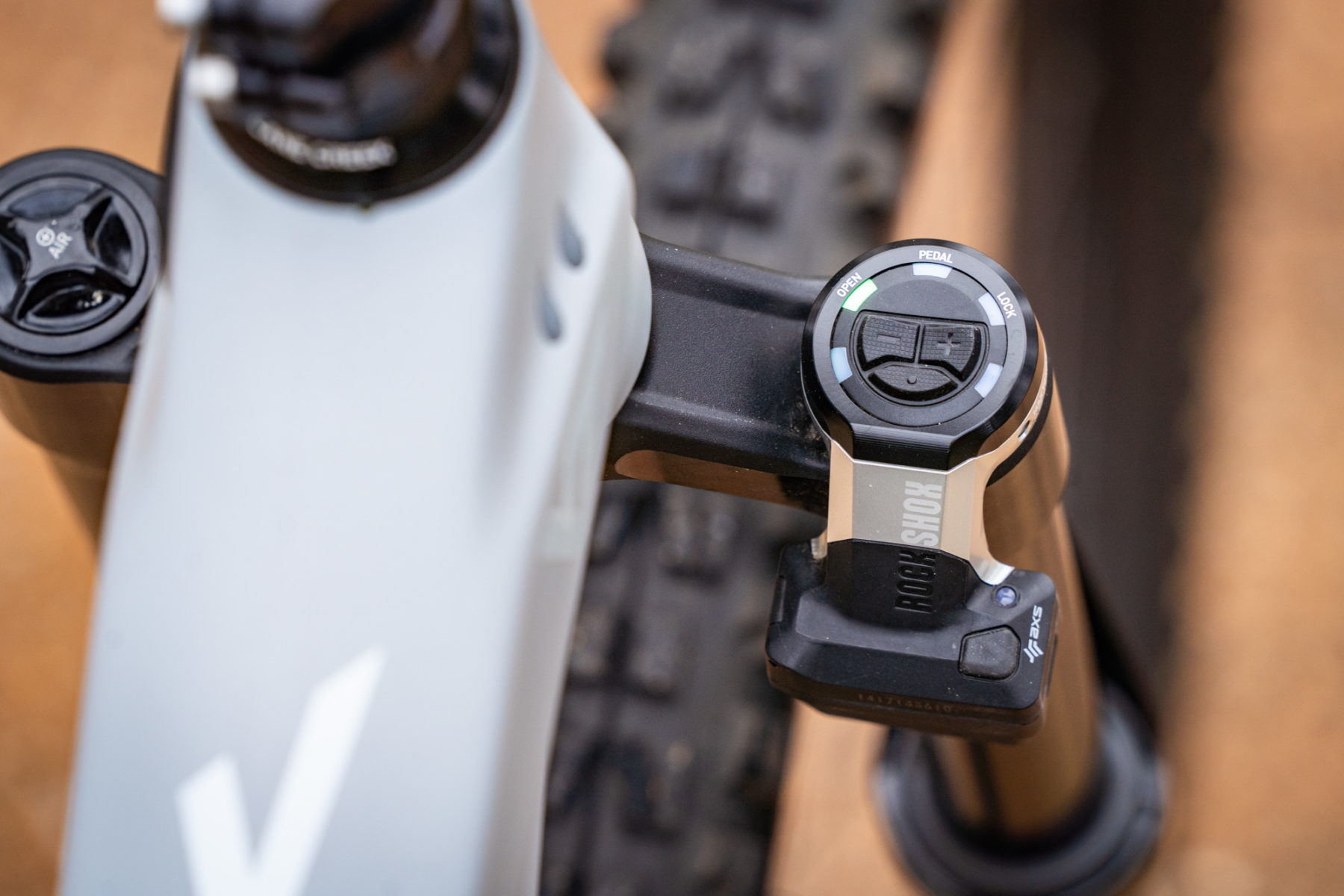 RockShox Flight Attendant | Fully wireless & automated