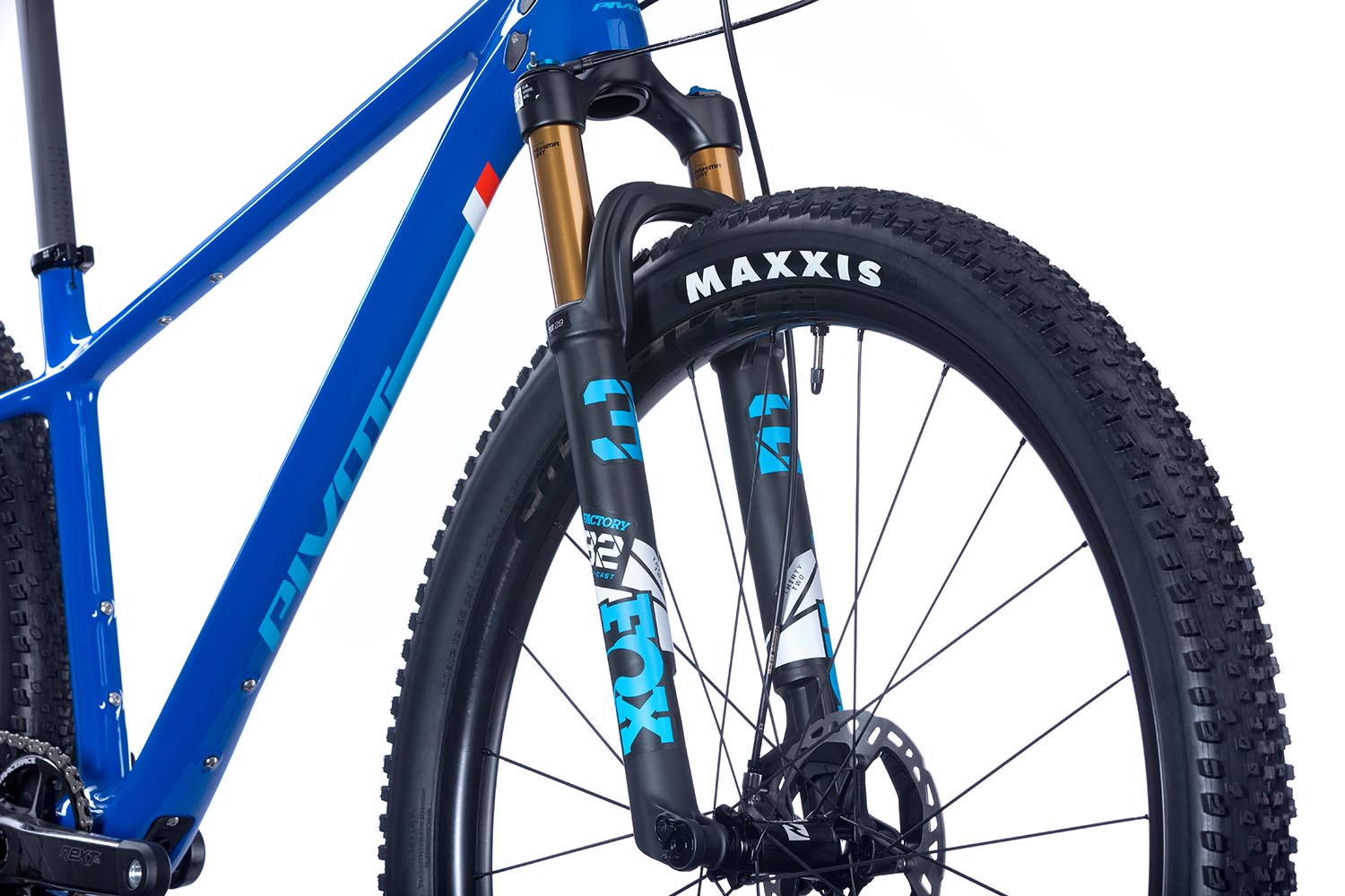 The new Pivot Les SL is one of the lightest mountain bikes