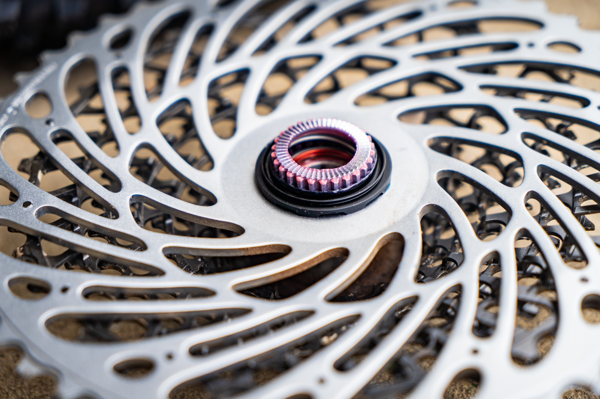 ボントレガー Kovee RSL 30 ホイール　sram XDドライバー付 Bontrager Kovee RSL 30 TLR Boost 29 MTB Wheel - Trek Bikes