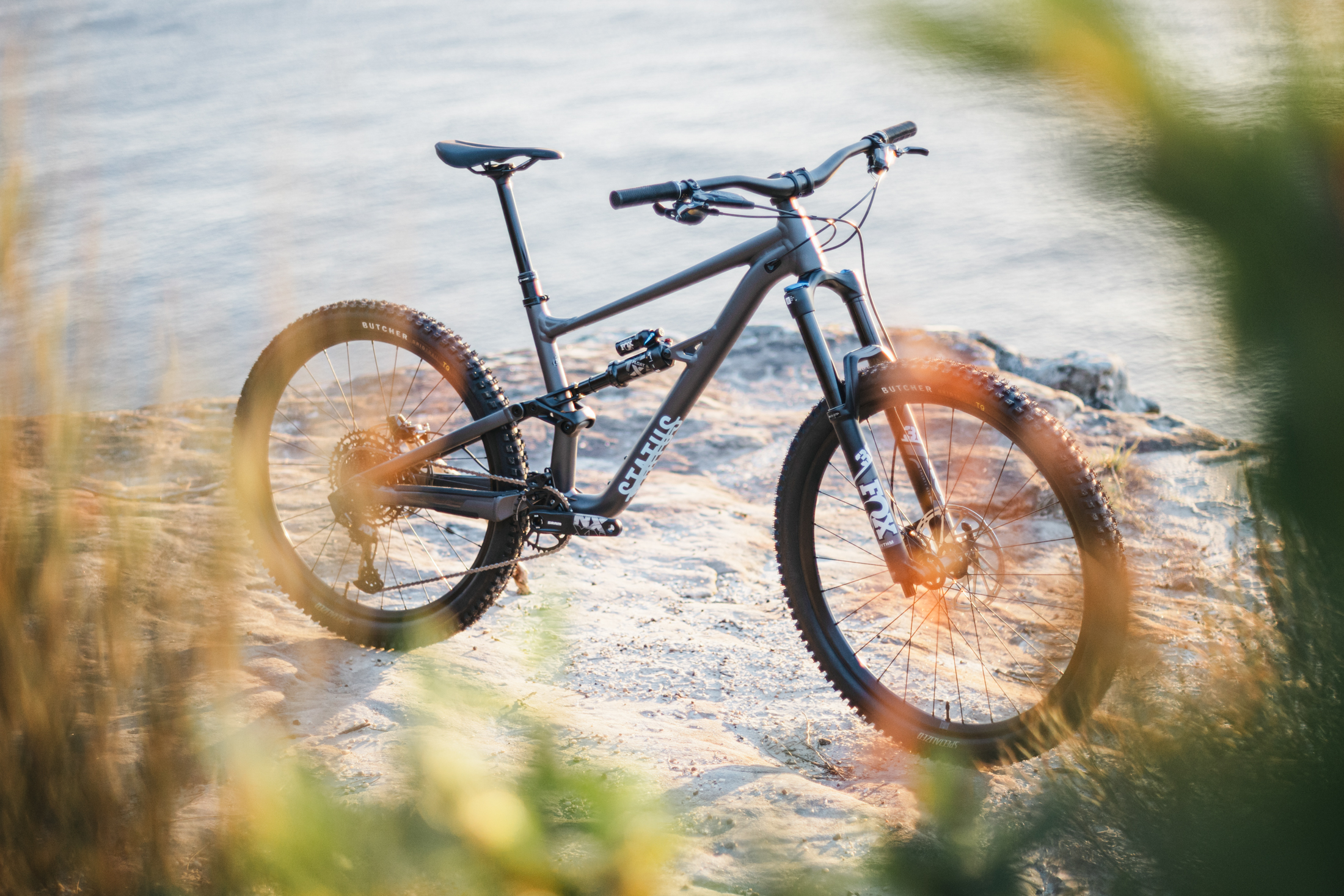 status 2021 specialized status mountain bike