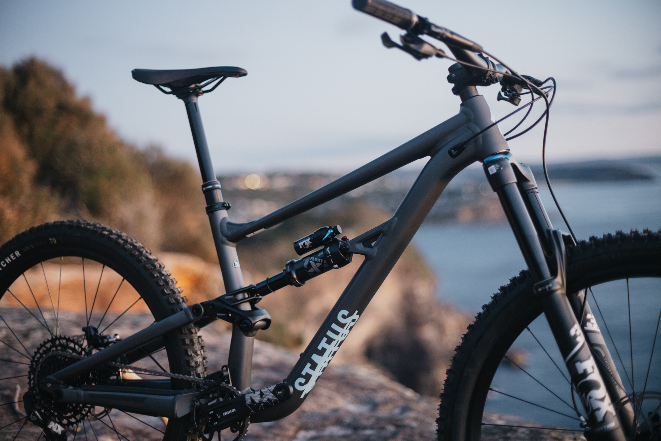 自転車本体 2022 SPECIALIZED STATUS 160 2022 Specialized Status 160 Bike - Reviews, Comparisons