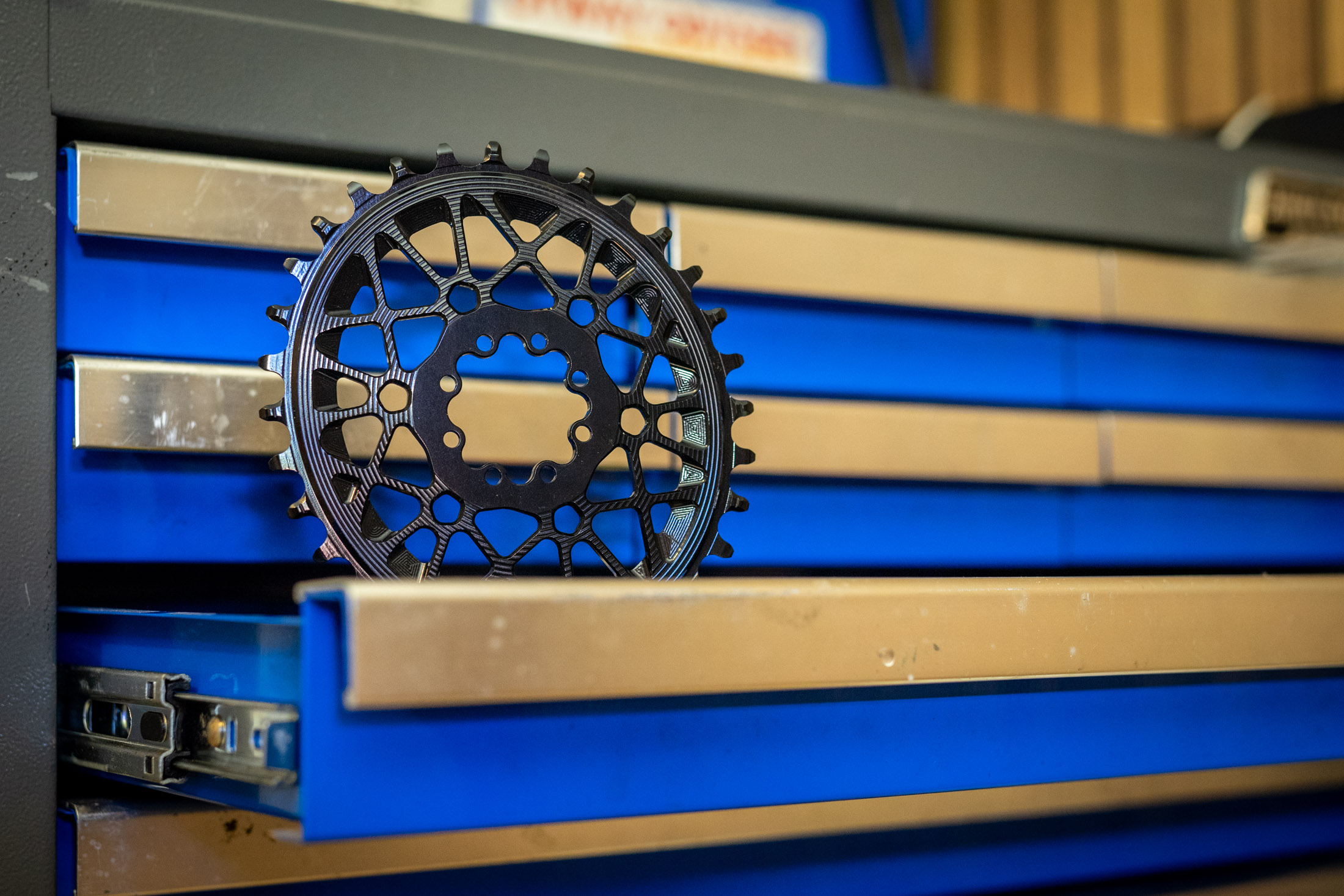 レア　TITEC ブラック ステム　オールドマウンテンに　コレクションにも Fresh Produce | Absolute Black T-Type SRAM Oval Chainring - Flow