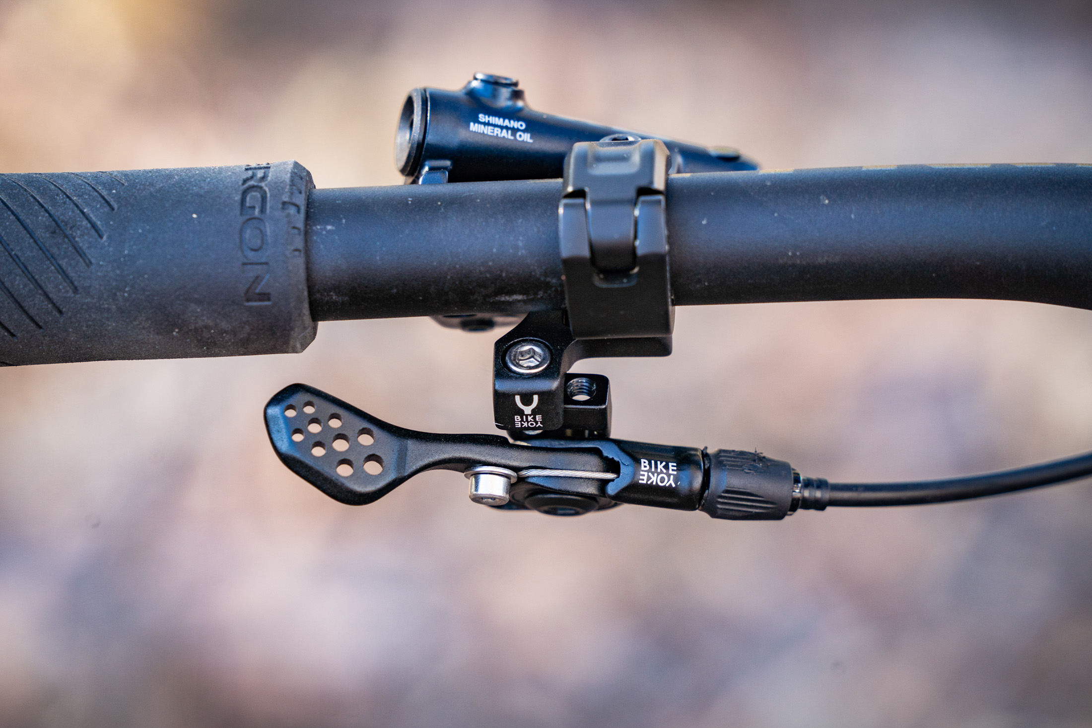 First Ride Review | The new BikeYoke Revive 3.0 Dropper Post