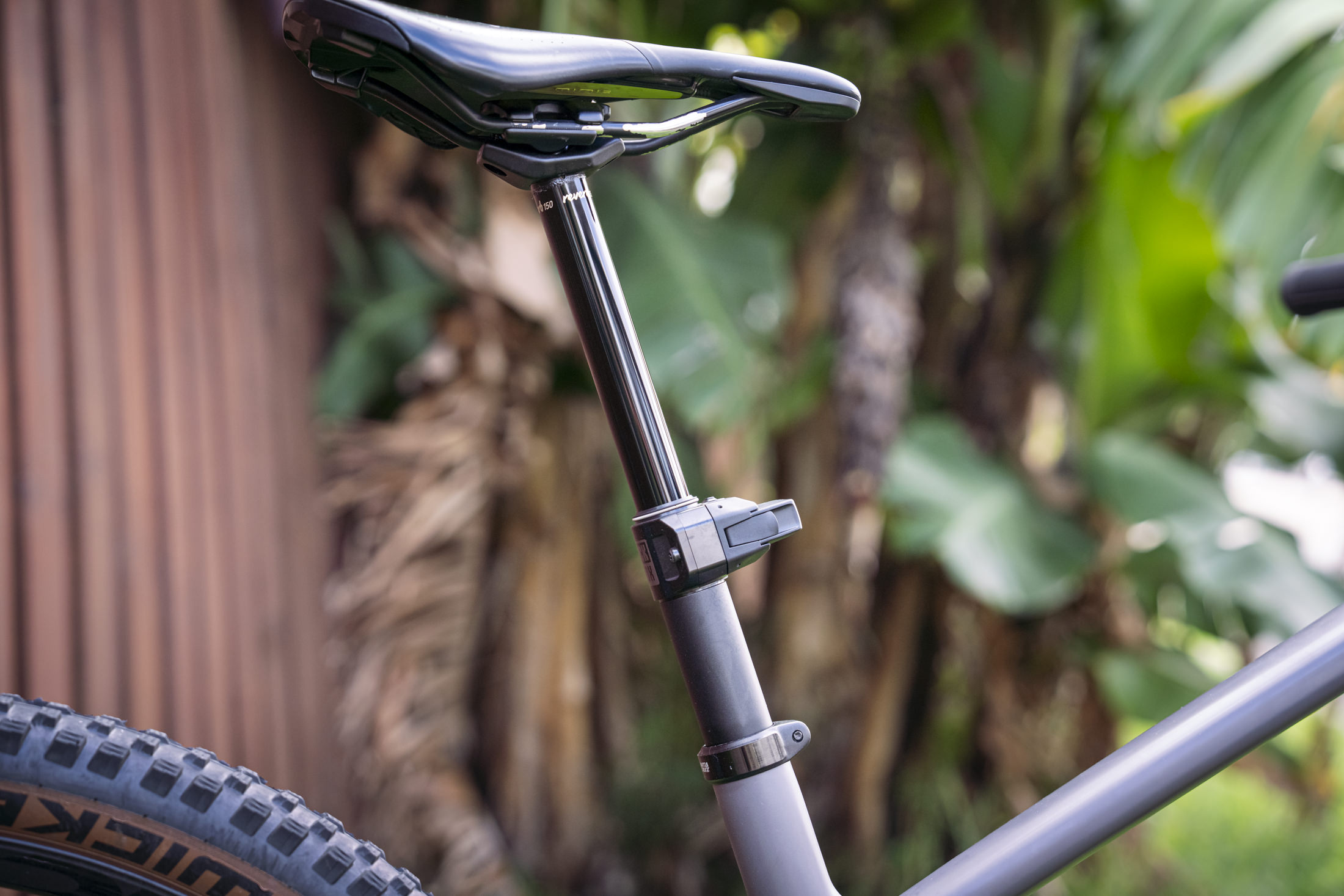 自転車本体 Rockshox Reverb 170 travel 30.9 Reverb AXS | SP-RVB-AXS-B1 | RockShox