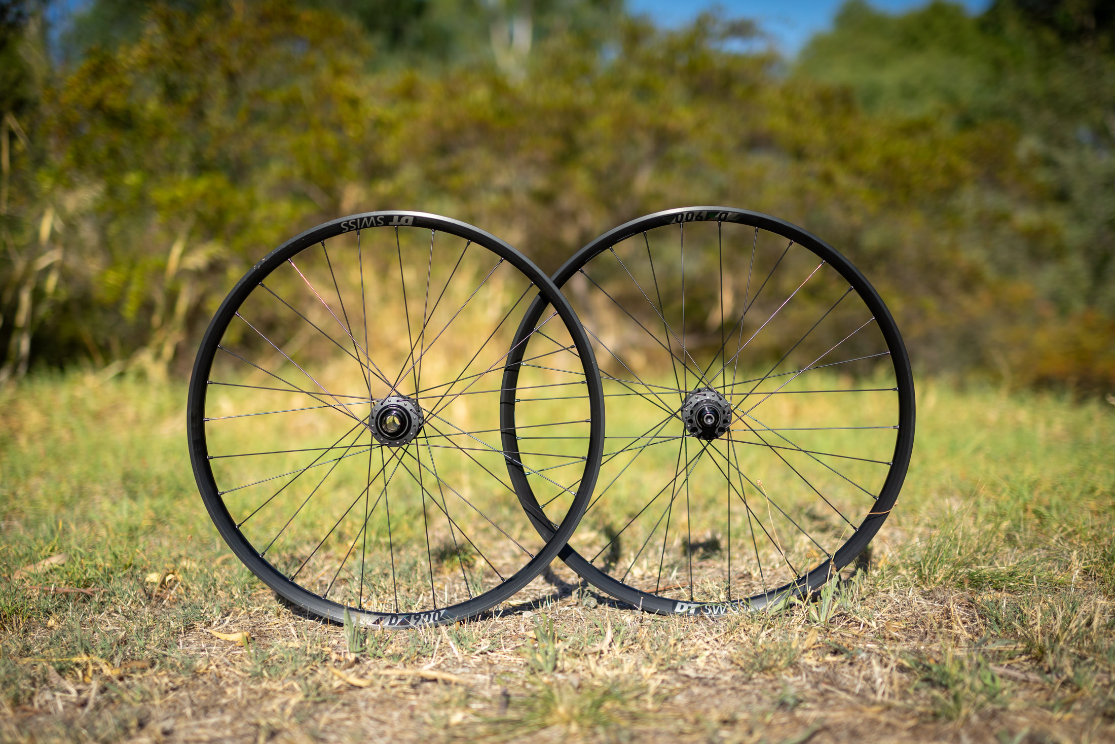 ⭐️オマケ多数 エスティローダー ルーシディティ メタル コンパクト 蛇 スネーク Fresh Produce | DT Swiss D 1900 DJ Wheelset - Flow Mountain Bike