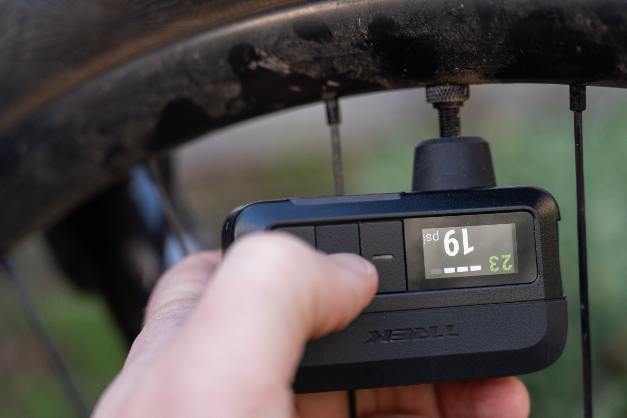 Fresh Produce | Trek Air Rush mini electric pump - Flow Mountain Bike