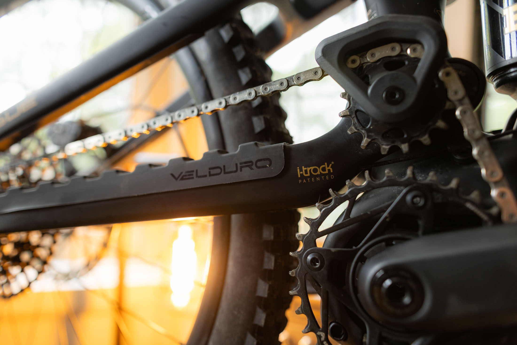 Velduro Rogue