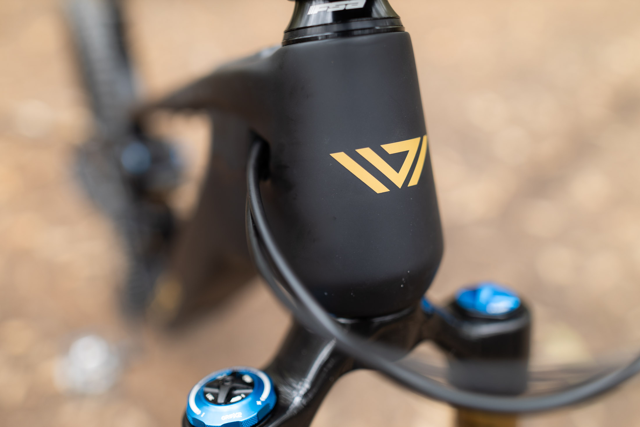 Velduro Rogue