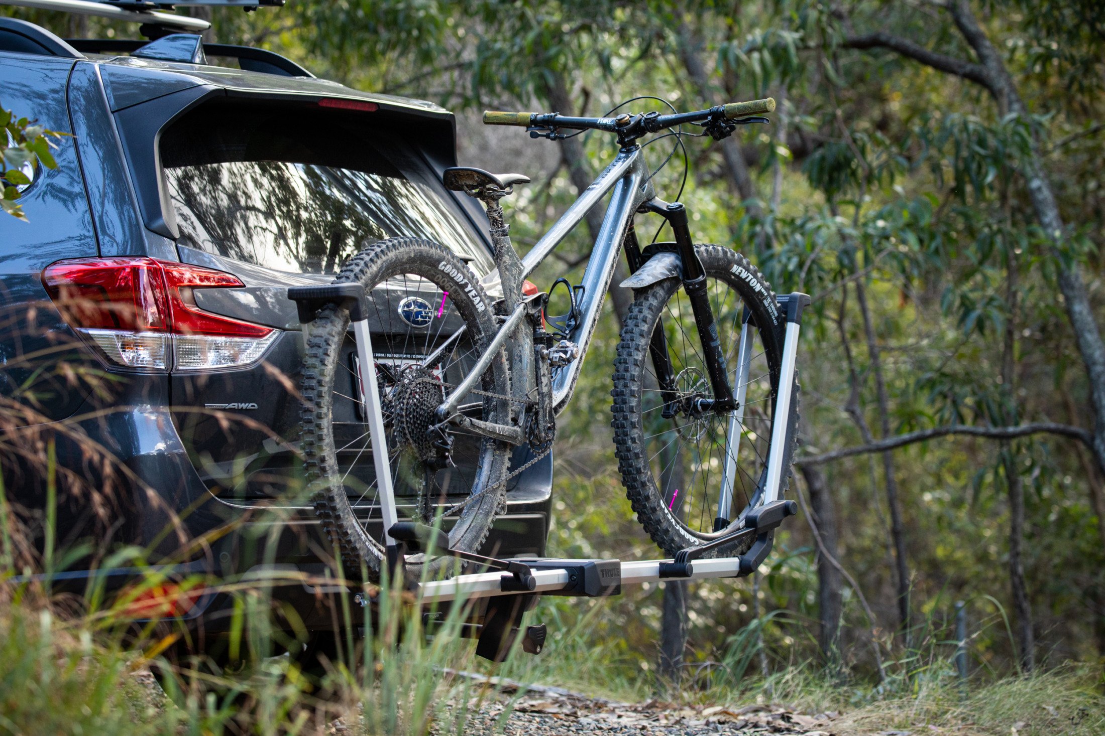 Vertical or platform rack | How to choose a hitch rack