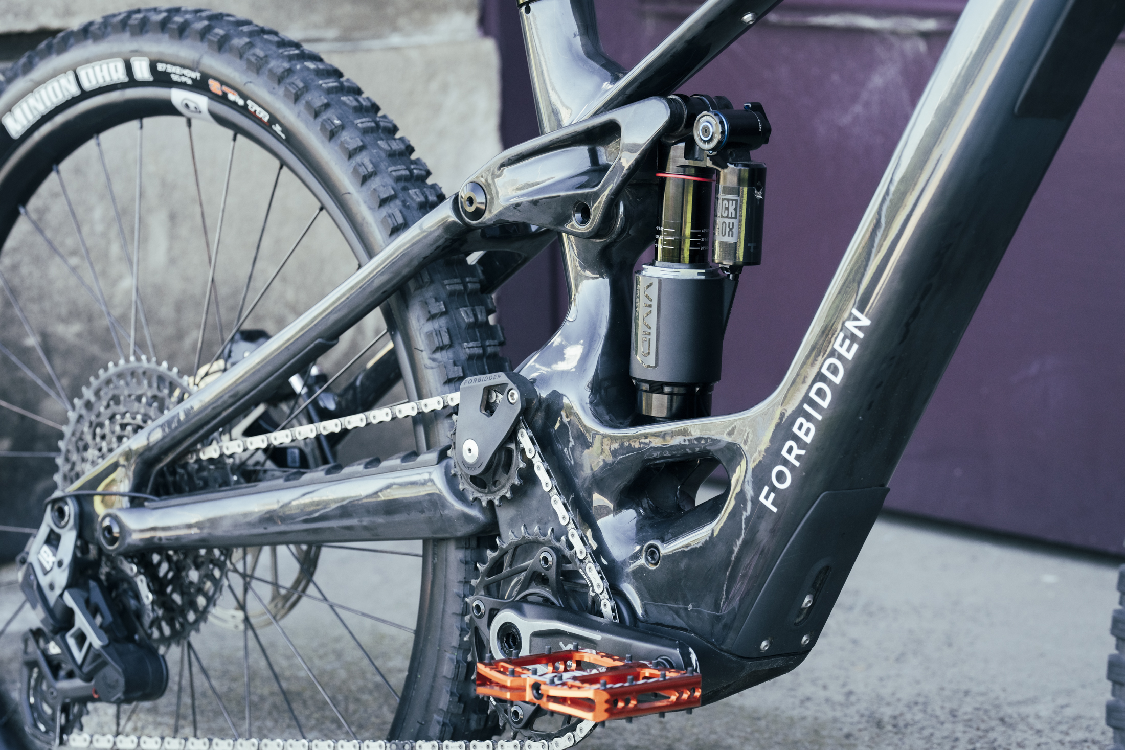 Forbidden Druid E avinox M2