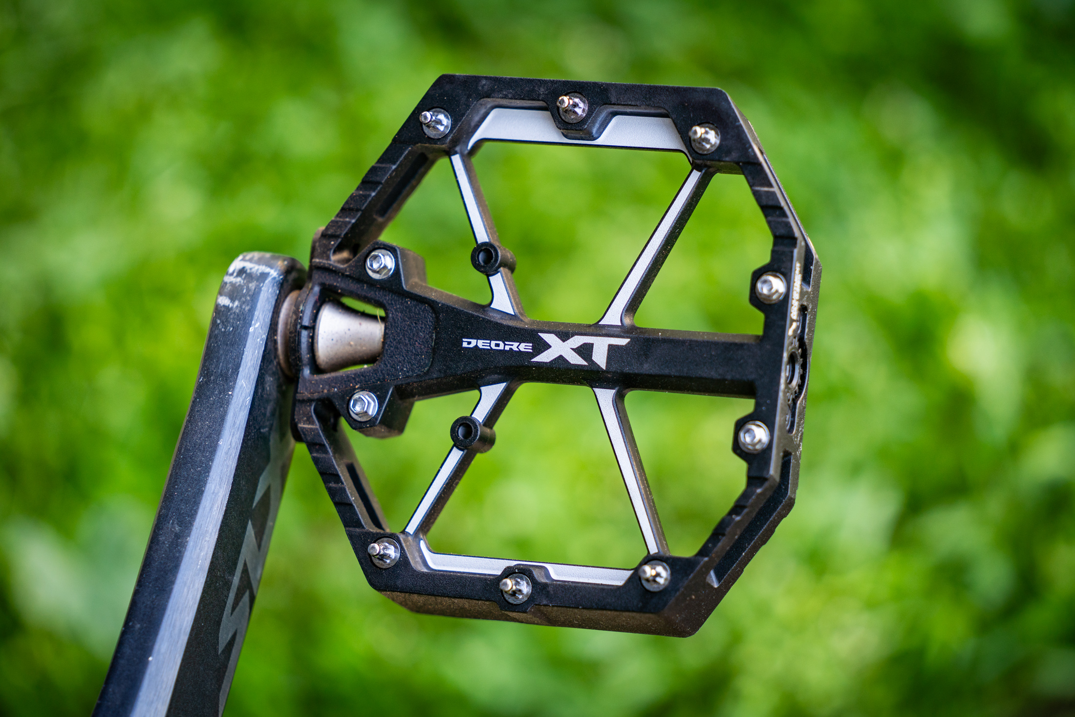Shimano's new Saint and XT flat pedals are big, burly and a bit whacky